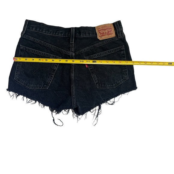 Levi’s Black 501 Short - Picture 6 of 7
